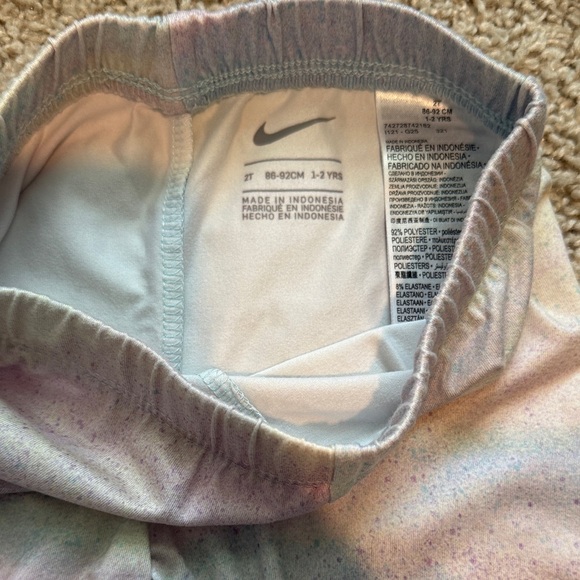 Nike Kids Matching Set - Light Blue and Pastel - Picture 4 of 7